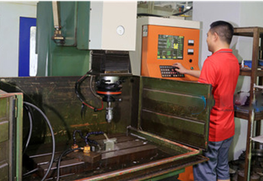 火花機（jī） 公差+/-0.08mm 