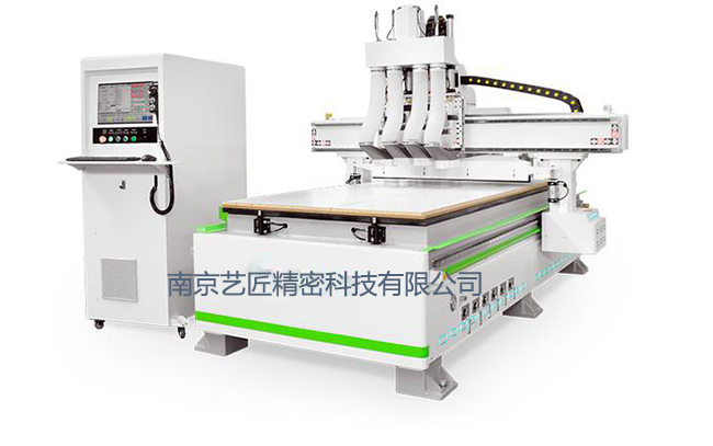 <strong>南京能看正能量的短视频app教你CNC加工中心的保養有哪（nǎ）些方法？</strong>