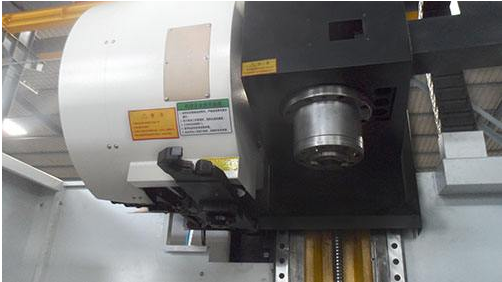 <strong>『南京能看正能量的短视频app精密』解說：CNC加工中心和數控車床的區別（bié）？CNC精密加工具有五大優勢</strong>