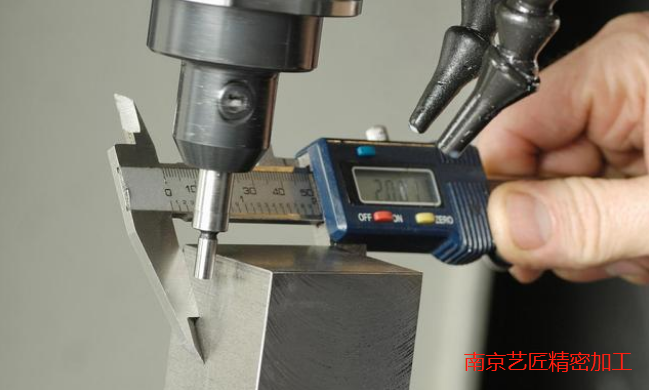 <strong>德國精密加工，蚊子身上刻字，這個技術（shù）不得不接（jiē）受（shòu）。</strong>