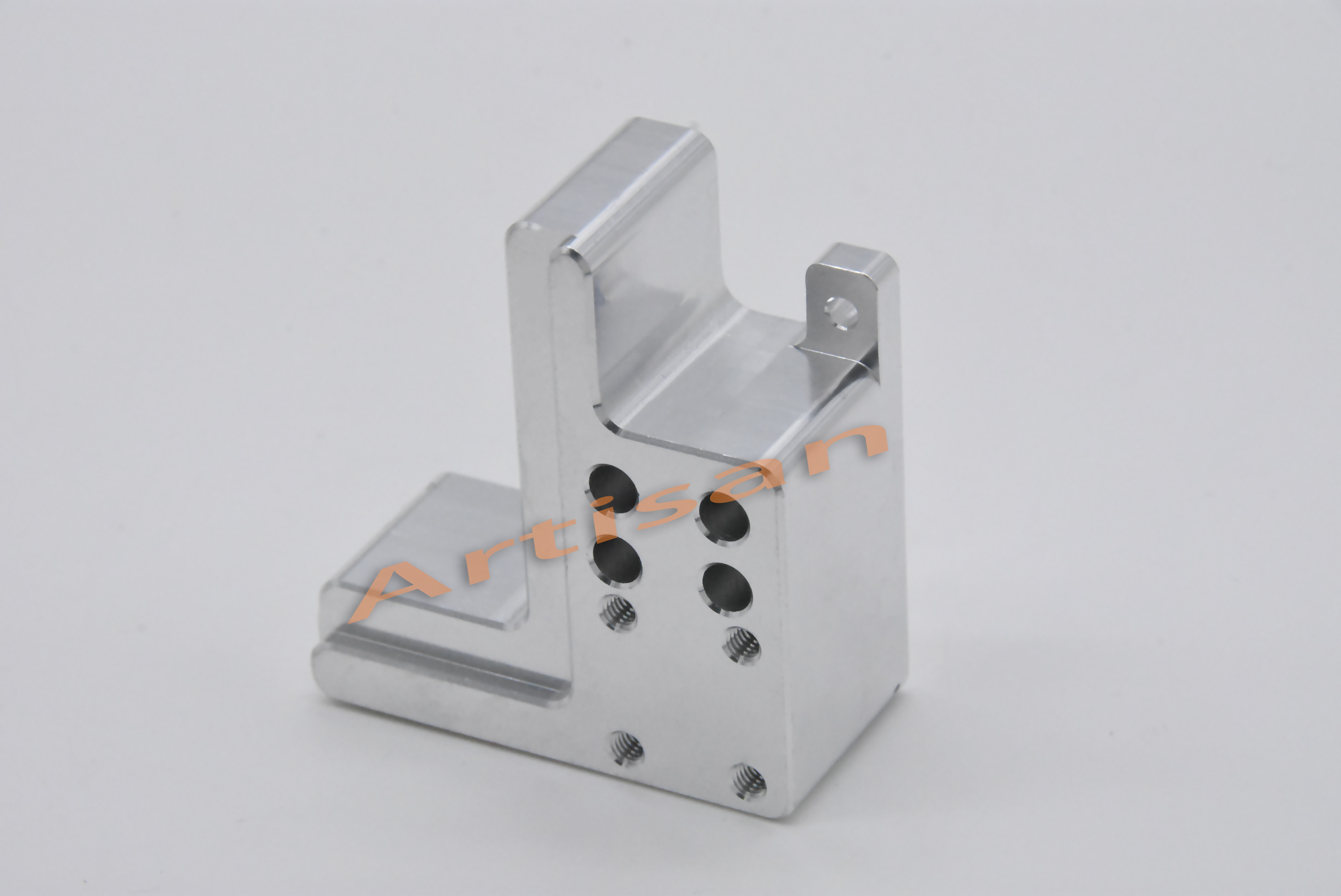 <strong>圖17：電（diàn）子及通訊（xùn）精密加工,,</strong>