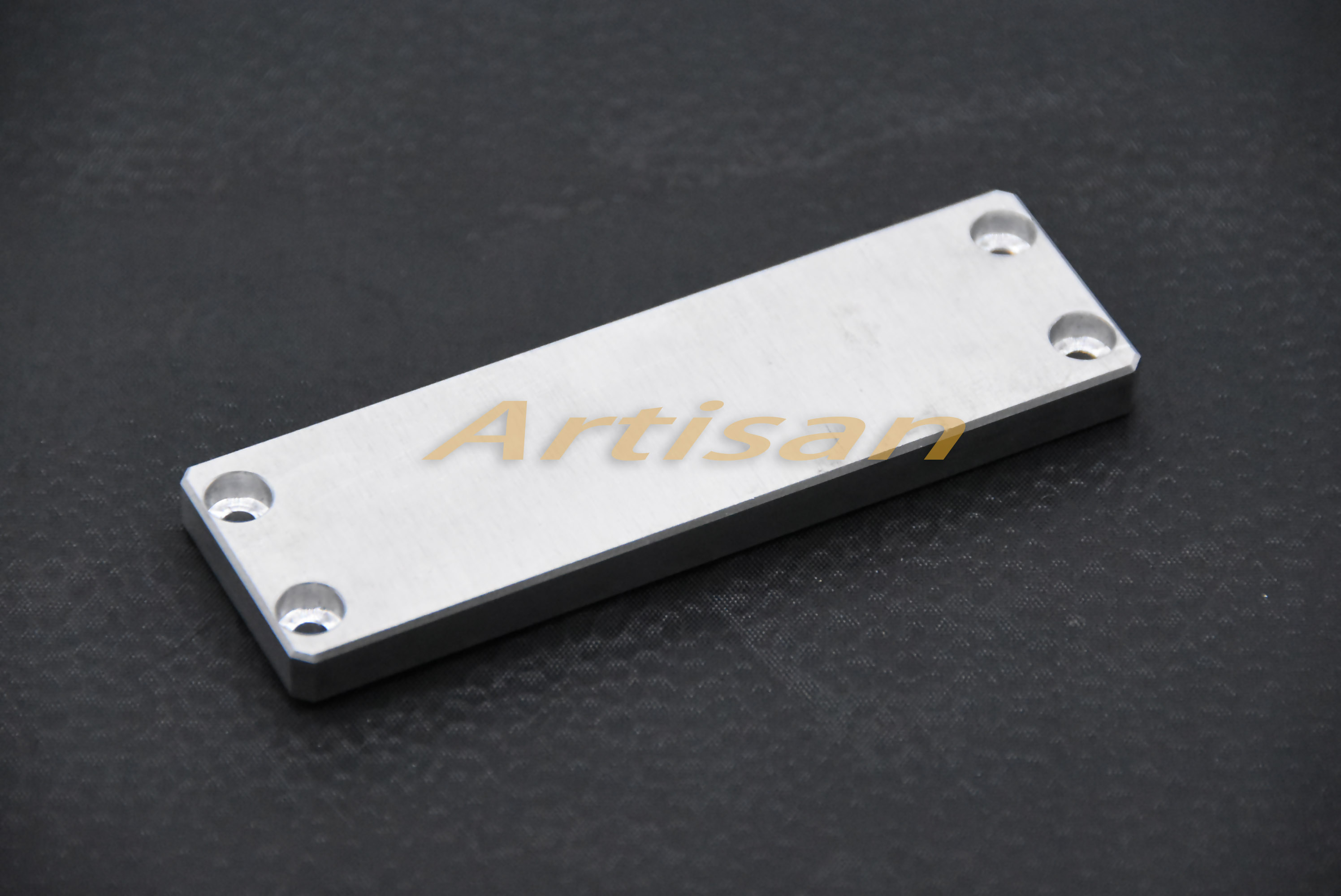 <strong>醫（yī）療類精密加工件：板9</strong>