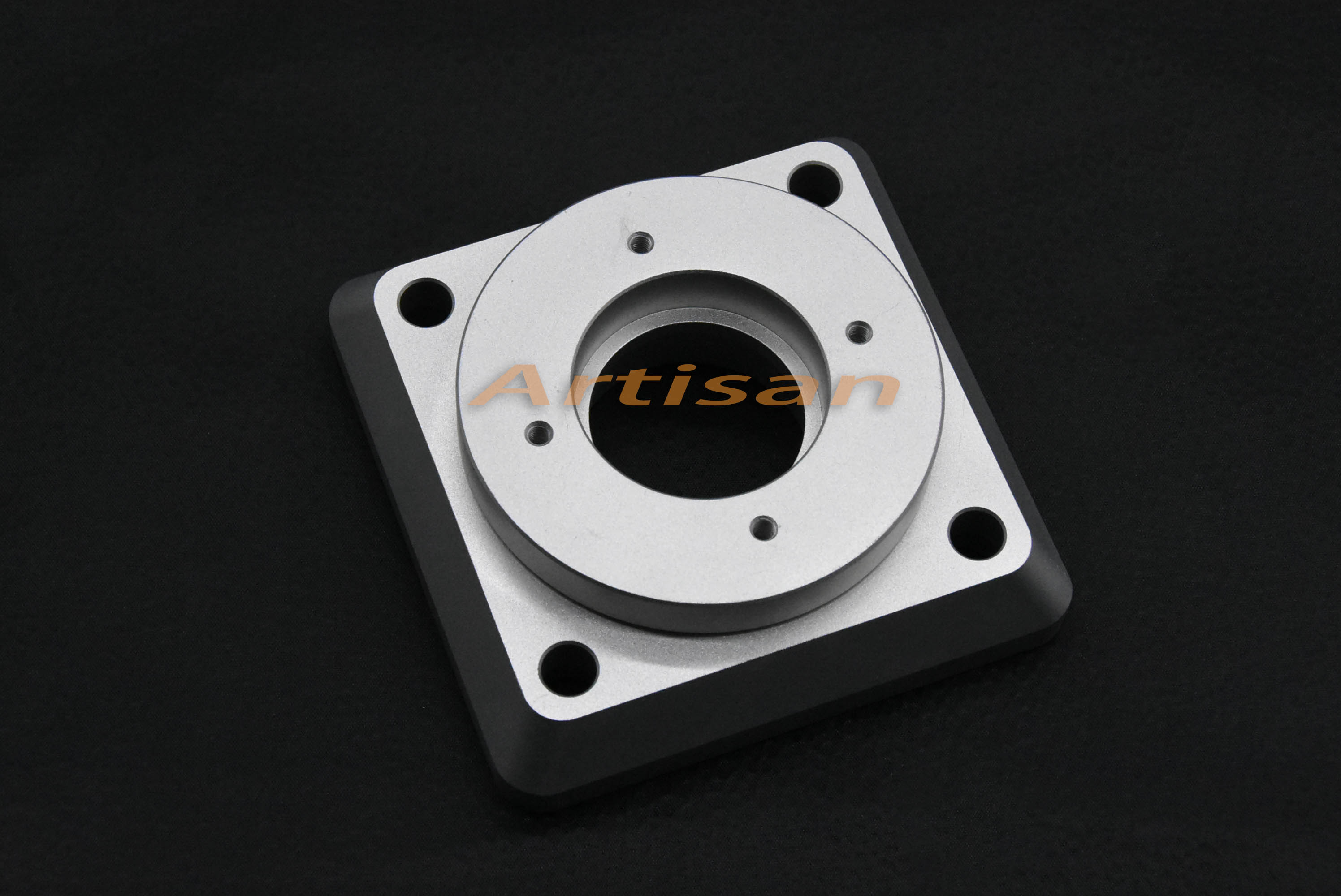 <strong>電子類精密（mì）件加工：底座</strong>